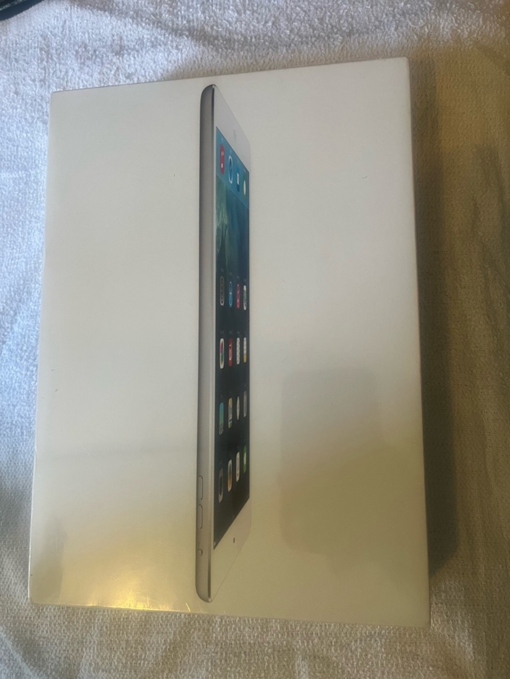 Apple iPad AIR A1474, brand new sealed..WOW!!!
